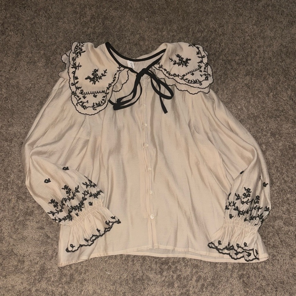 Chilli-Lolo embroidered blouse